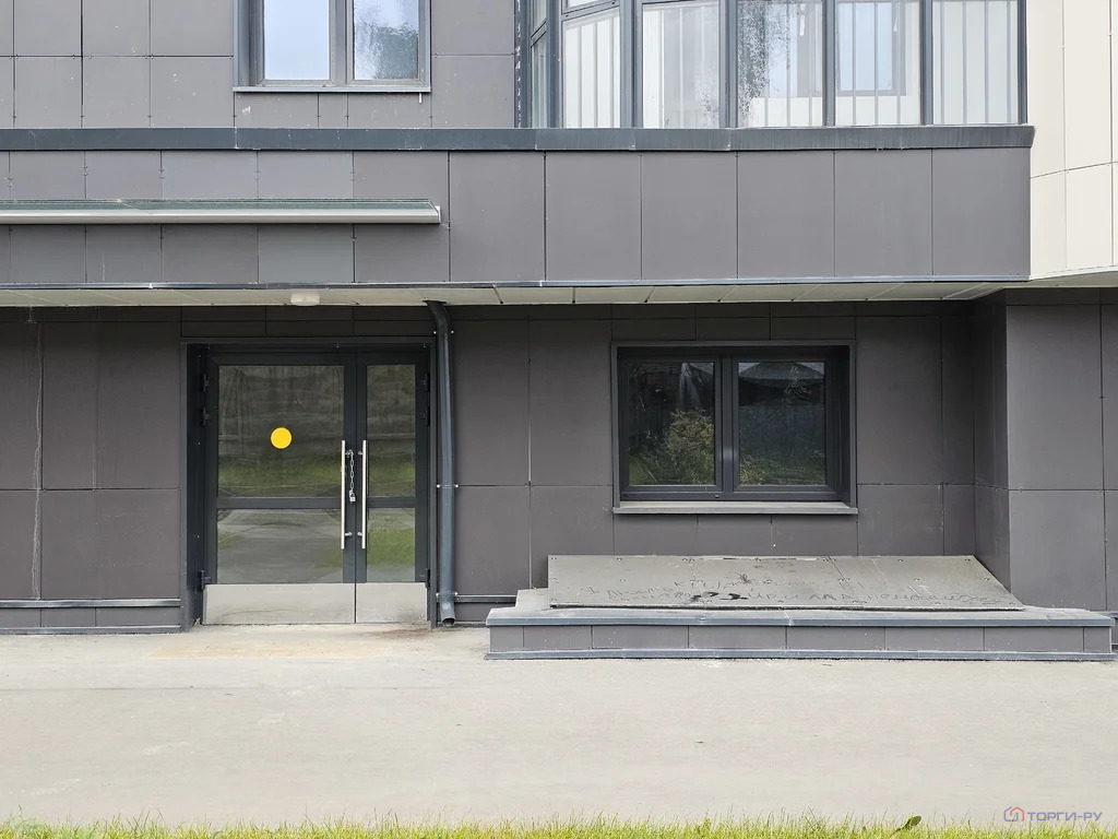 Продажа торгового помещения, 9-я Северная линия - Фото 3