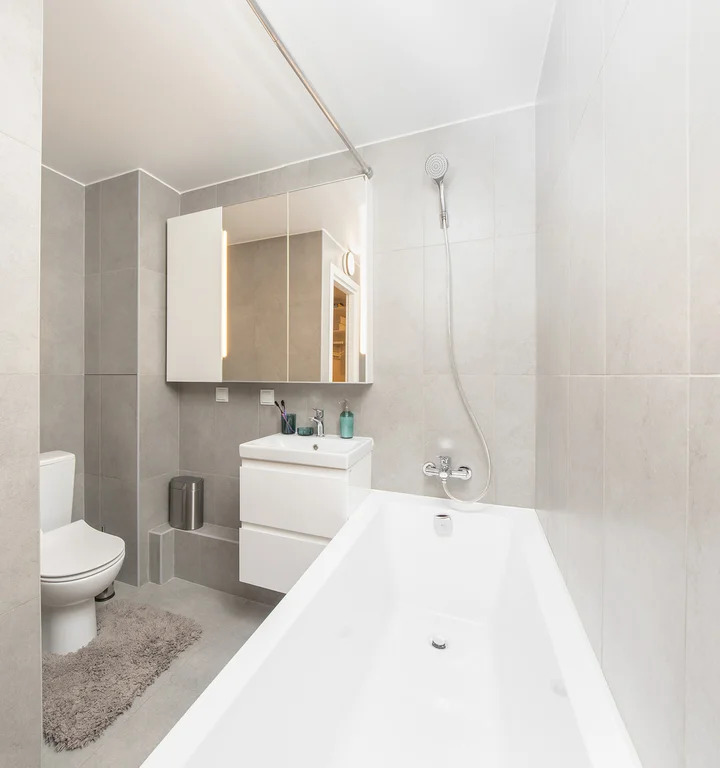 Продам 2-комн. квартиру 63.8 кв.м. - Фото 12