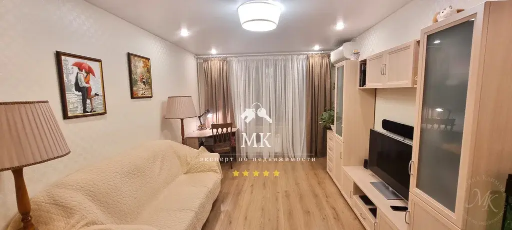 Продается 2 ком.квартира +машиноместно в подземном паркинге - Фото 0