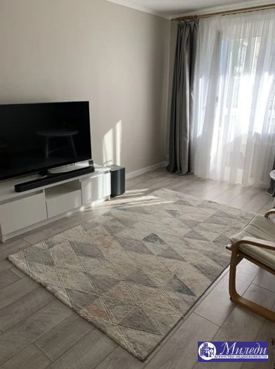 Продажа квартиры, Батайск, ул. Комсомольская - Фото 1