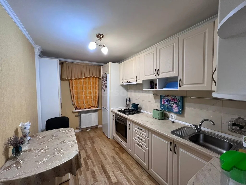 Продажа квартиры, Севастополь, Античный пр-кт. - Фото 1