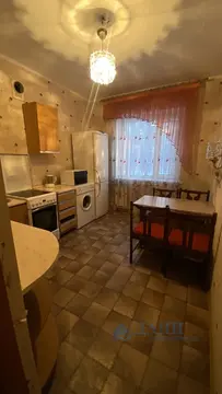 2-к. квартира, 59,2 м, 1/5 эт.