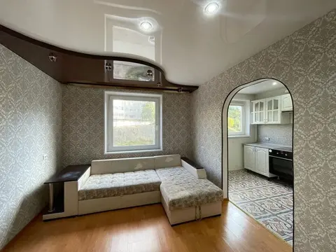 Продажа трехкомнатной квартиры 60.1м ул. Достоевского, 12, Мурманск, .