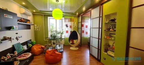 Продается  4-х комн. кв. 166,6м2 на 5 эт. в ЖК "Поэма у трех озер"