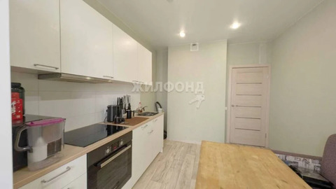 Продажа квартиры, Новосибирск, ул. Иванова