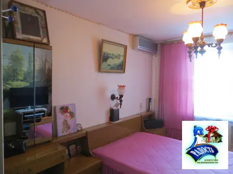 Продам трешку возле моря.