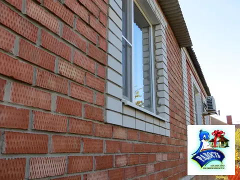 Продам хороший дом с большим участком.