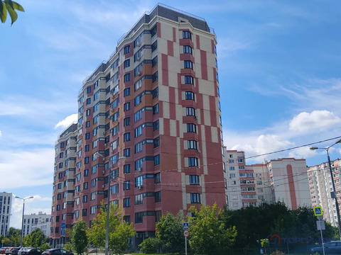 Продажа торгового помещения, ул. Изюмская