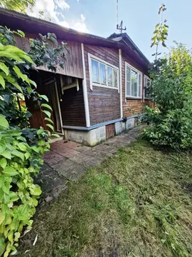 Дом в селе Гжель