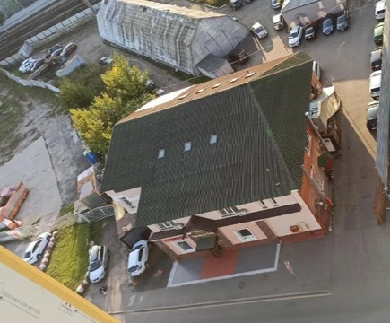 Здание на Летниковской