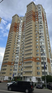 Продаю трехкомнатную квартиру 76.5м бул. Красногорский, 28, ...