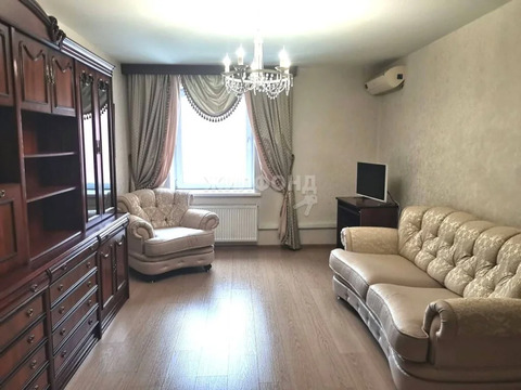 Продажа квартиры, Новосибирск, ул. Большевистская