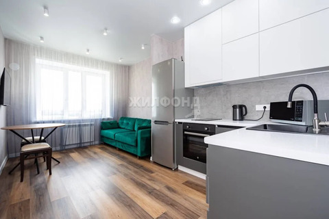 Продажа квартиры, Новосибирск, ул. Светлановская