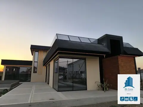 Стиль Хай-тэк