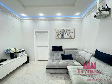 2-комнатная квартира, 90 кв.м., в ЖК "ЗИЛАРТ"