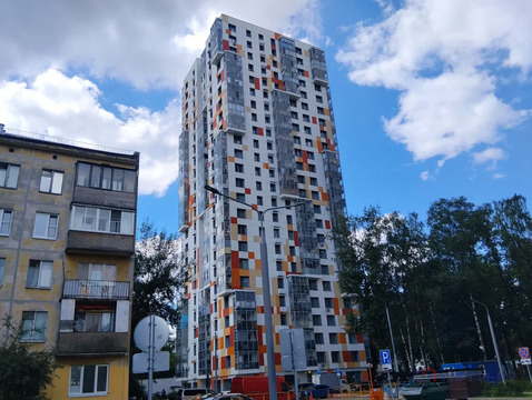 Продажа торгового помещения, ул. Свободы