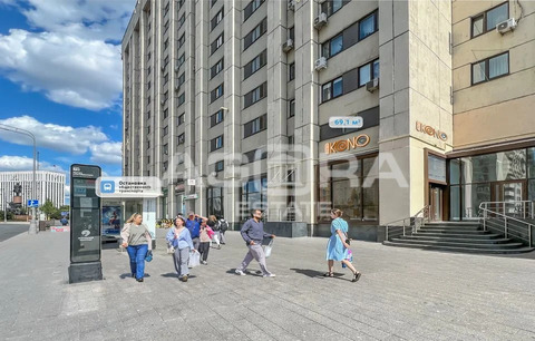 Продажа торгового помещения, м. Октябрьская, Калужская пл.