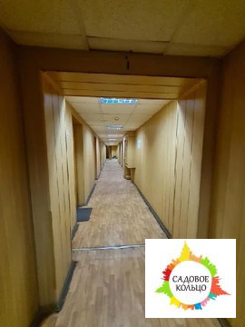 Помещение свободного назначения, с окнами, на территории офисно-складс