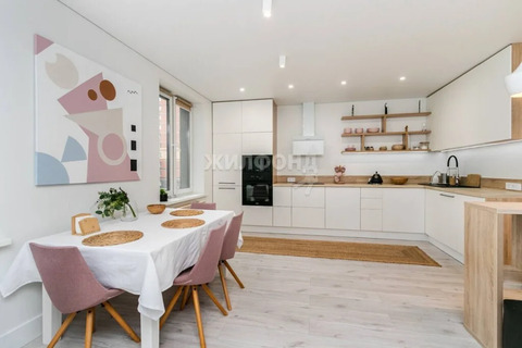 Продажа квартиры, Новосибирск, ул. Немировича-Данченко