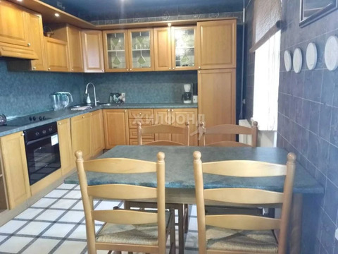 Продажа квартиры, Новосибирск, Сибиряков-Гвардейцев пл.