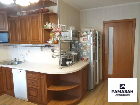 Аренда 3-ком квартира ул. Ленинградская, 60б