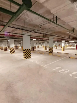 Просторное машиноместо