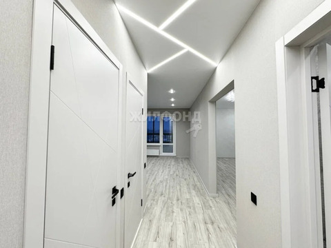 Продажа квартиры, Новосибирск, Сибиряков-Гвардейцев пл.