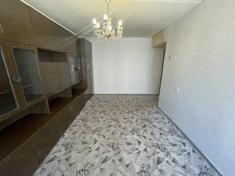 Продается 2х комнатная в центре города