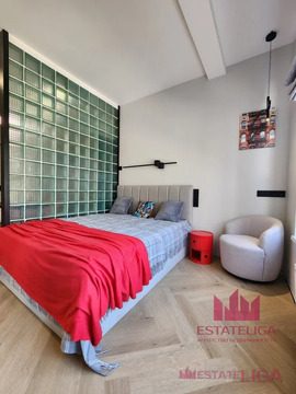 Продажа квартиры, Небесный бульвар