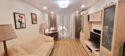 Продается 2ком-квартира с панорамным видом на Битцевский лес