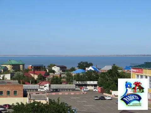 Продам хорошую двушку в центре города.