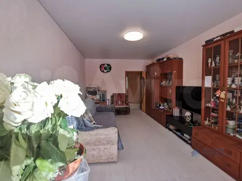 2-к. квартира, 63,2 м, 1/5 эт.