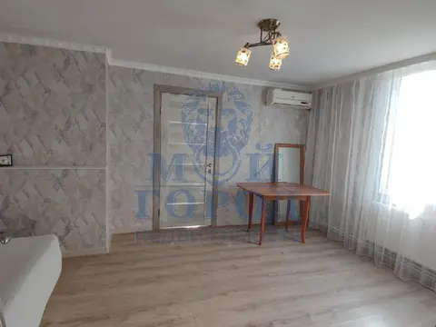 Продам квартиру (11185-104)