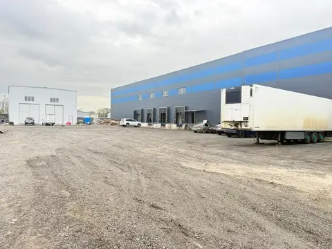СДАМ СКЛАД 3600 м2 С ХОЛОДИЛЬНИКАМИ 1200 м2 ДЛЯ ПРОДУКТОВ в промпарке!
