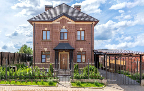 Коттедж в готовом посёлке бизнес-класса