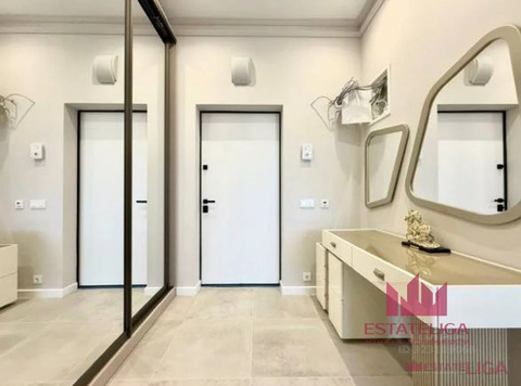 Аренда квартиры, улица Василия Ланового