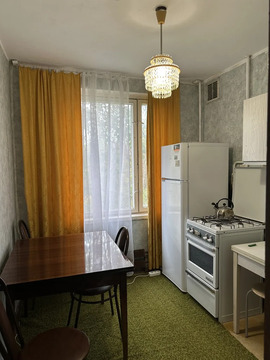 Однушку на Снайперской ул. 34 кв.м рядом с метро