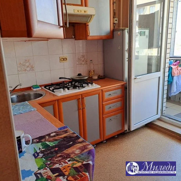 Продажа квартиры, Батайск, ул. Коммунистическая