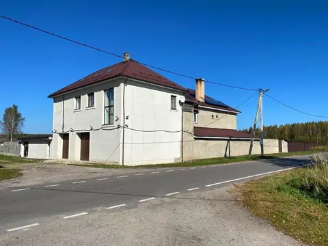 Дом в деревне Пановская