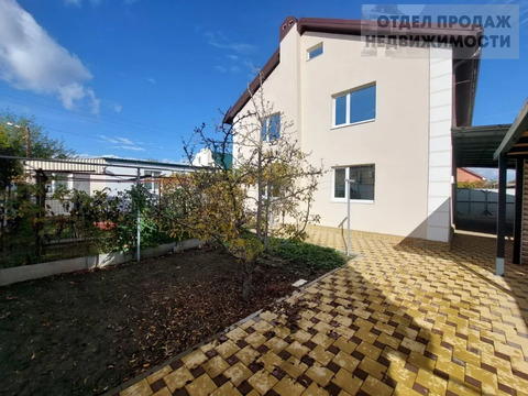 Светлый уютный дом