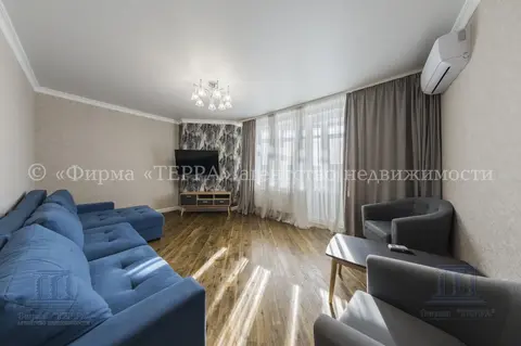 Продаю 2 к квартиру в центре Ростова-на-Дону район ЦГБ Соколова