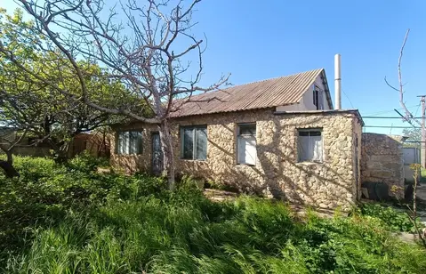 Трехкомнатный домик в курортном пригороде Евпатории