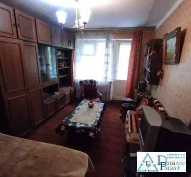 Комната с балконом и мебелью в 2-комнатной квартире в Малаховке