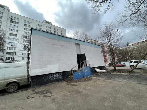 Помещение площадью 37 кв.м. ( м. Орехово)