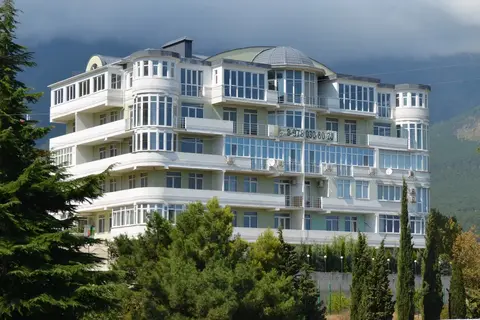 3-комн. кв. 96 м2, этаж 5/5 видовая квартира в Ялте
