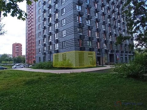 Продажа торгового помещения, улица Маршала Сергеева