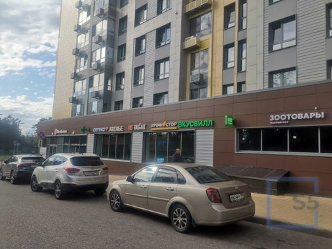 Продажа торгового помещения, ул. Барвихинская