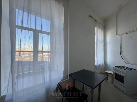 Видовая квартира в исторической части Петербурга, на Вас. острове