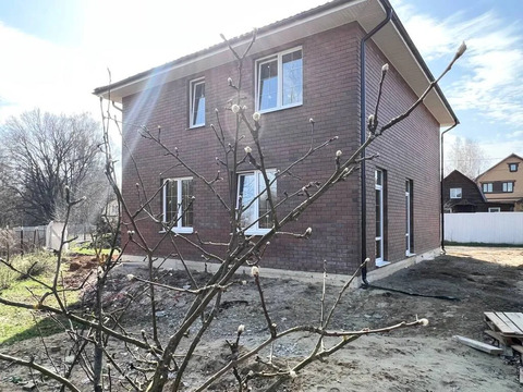 Продаю кирпичный дом 163,3 кв. м Продаю кирпичный дом 163,3 кв. м