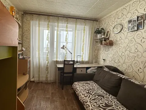 Продам 2 мал/габ. Пушкинская 4